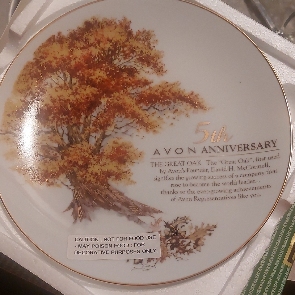 Avon 5th Anniversary Plate with Autumn Tree Design